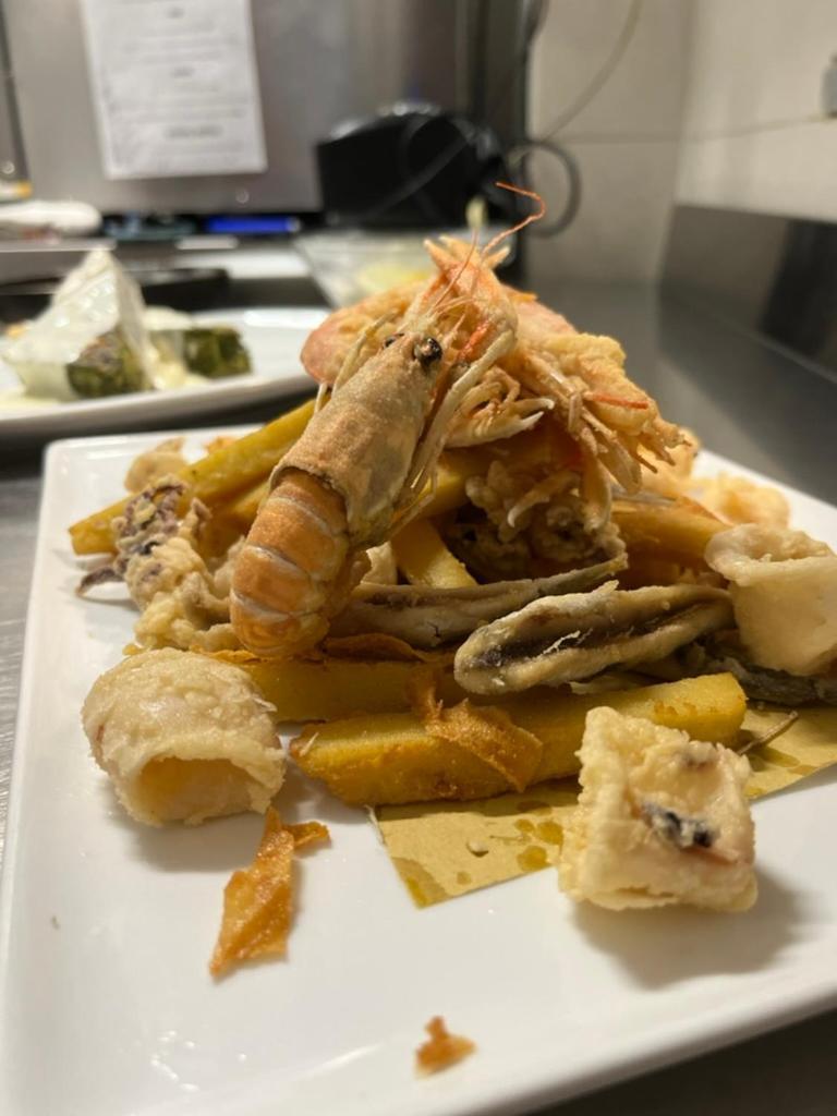 Hotel La Bussola Finale Ligure Ngoại thất bức ảnh